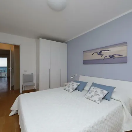 Skyresidence Lignano Sabbiadoro Exterior photo