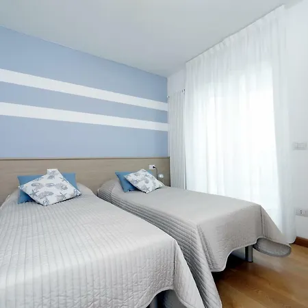 Skyresidence Lignano Sabbiadoro Exterior photo